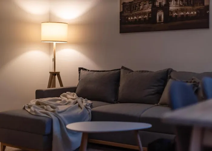 Design 2r Neustadt - Garten - Elbnahe - Airport *