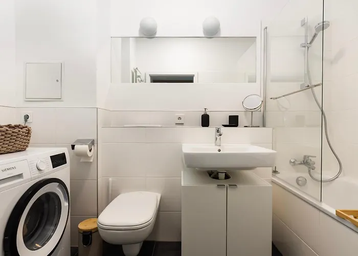 Design 2r Neustadt - Garten - Elbnahe - Airport Апартаменты *